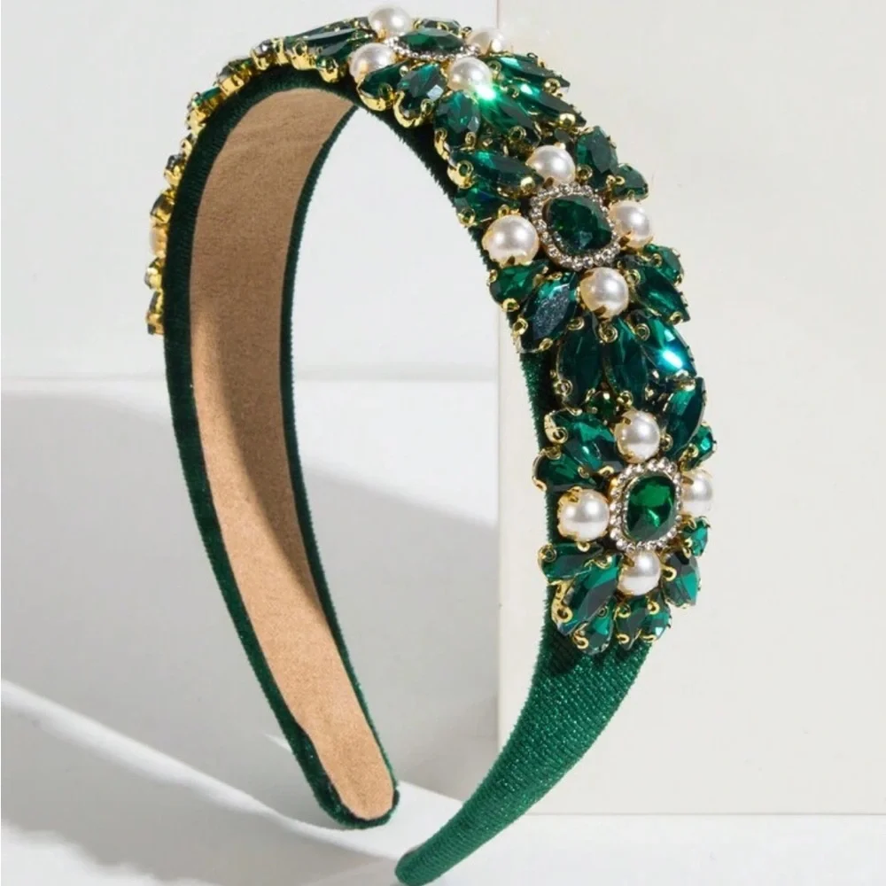 Elegant green‎ Embellished Headband